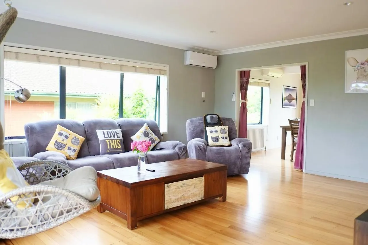 Rotorua 5 Bedrooms 3 Bathroom Family House Neuseeland