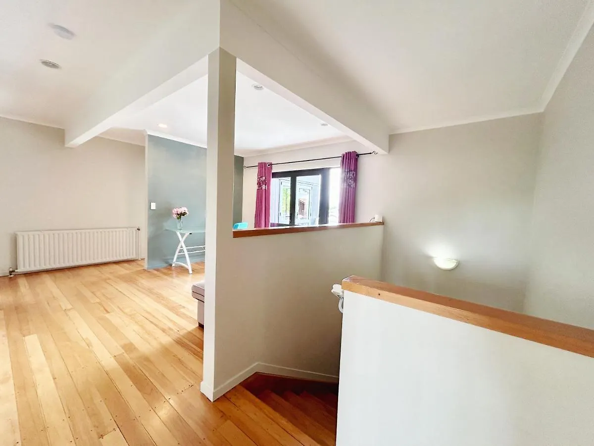 Rotorua 5 Bedrooms 3 Bathroom Family House 0*,  Neuseeland