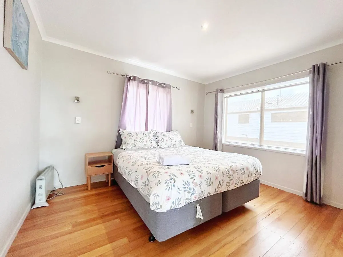 Ferienhaus Rotorua 5 Bedrooms 3 Bathroom Family House